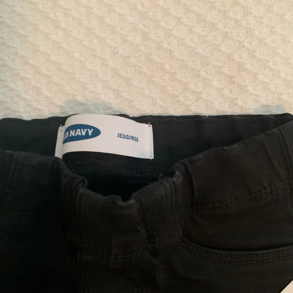 Old Navy Black Denim Jeggin. Sz 4 T NWT